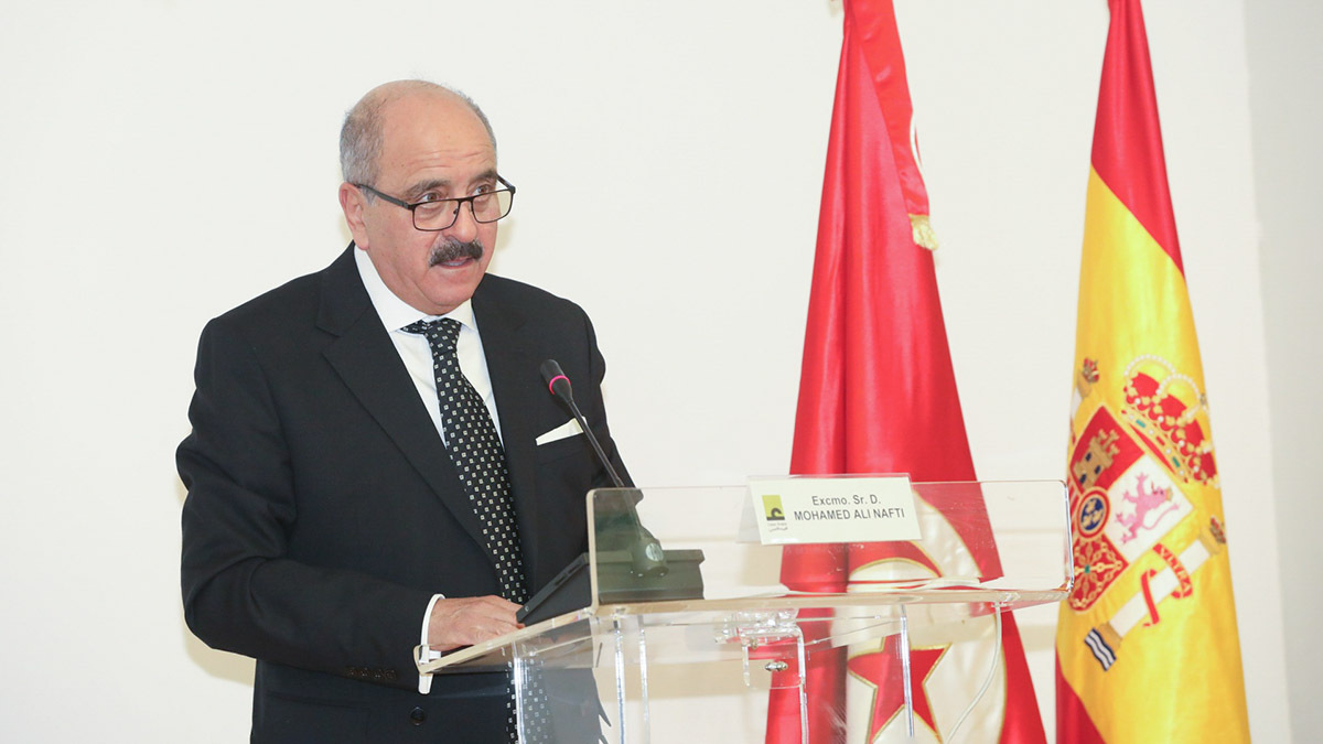 Mohamed Ali Nafti, ministro de Asuntos Exteriores de Túnez, en la Casa Árabe de Madrid, España - PHOTO/ JULIA ROBLES