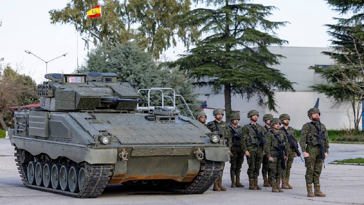 Las exportaciones al Reino Unido son las cuartas en importancia. Alcanzaron los 457,8 millones (12,2 por ciento del total), impulsadas por la familia de vehículos de combate oruga Ajax, cuyo antecedente es el Pizarro español - PHOTO/MDE-Rubén Somonte