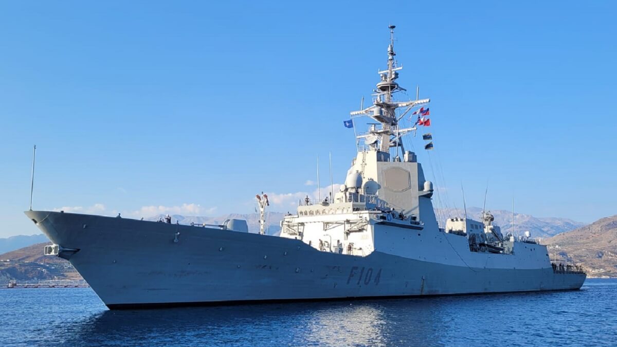 Con 1.750 millones se pretende fletar un nuevo buque hidrográfico, no más fragatas, ampliar la flota de helicópteros de rescate, de apoyo logístico y adquirir nuevos vehículos lanza puentes - PHOTO/Armada-EMAD