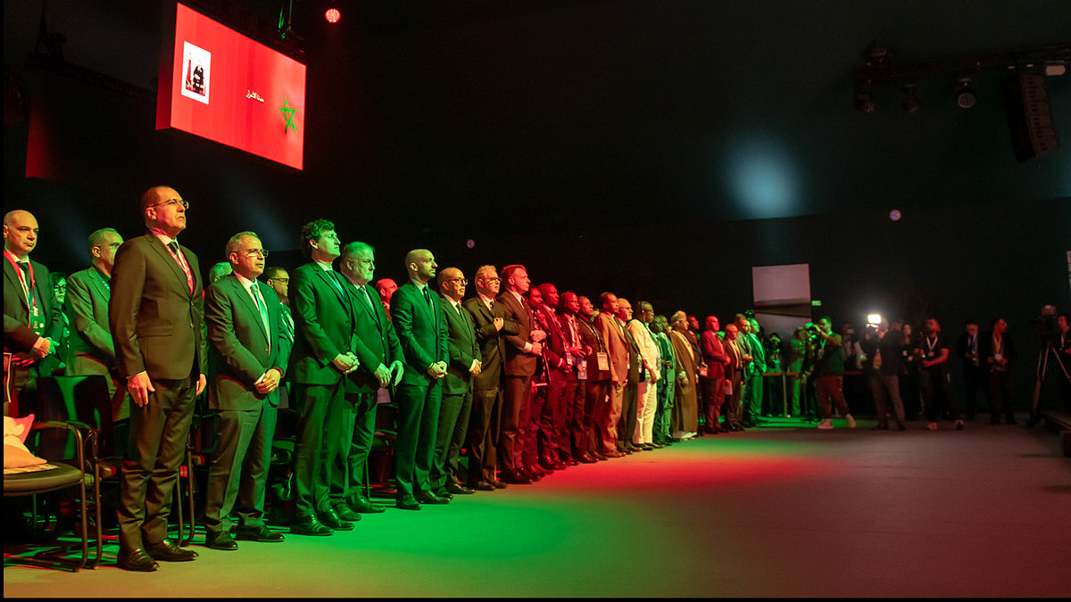 Los diversos ponentes escuchan el himno nacional de Marruecos antes del comienzo del foro – PHOTO/FILE