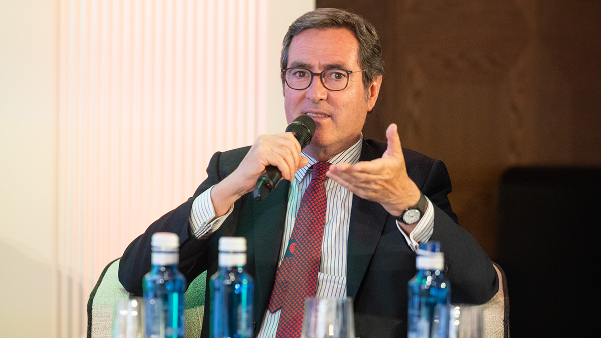 Presidente de la Confederación Española de Organizaciones Empresariales (CEOE), Antonio Garamendi - ATALAYAR/GUILLERMO LÓPEZ