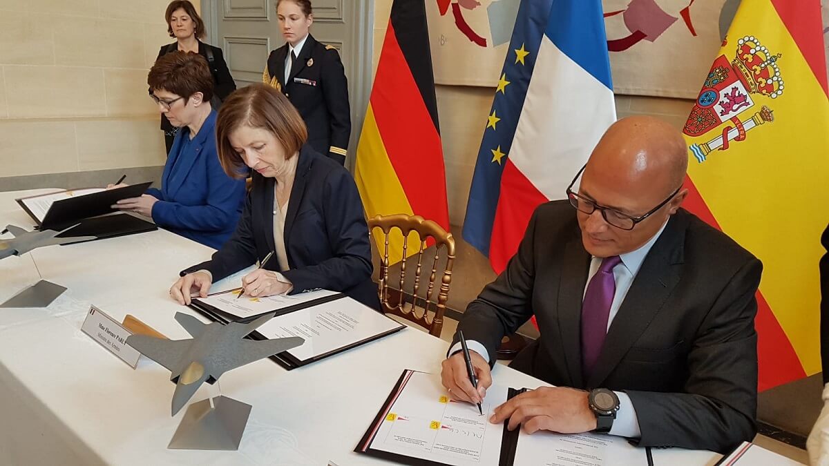 En febrero de 2020, Ángel Olivares firmó la carta de intenciones para incorporar España al programa FCAS, junto con las ministras de Defensa de Alemania, Annegret Kramp-Karrenbauer, y Francia, Florence Parly - PHOTO/Ministere des Armées-MDE