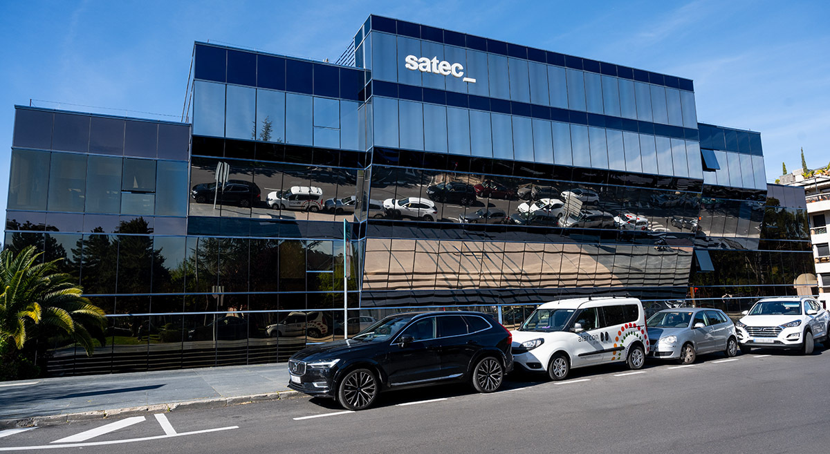 Sede de Satec en Pozuelo de Alarcón, Madrid - ATALAYAR/ GUILLERMO LÓPEZ