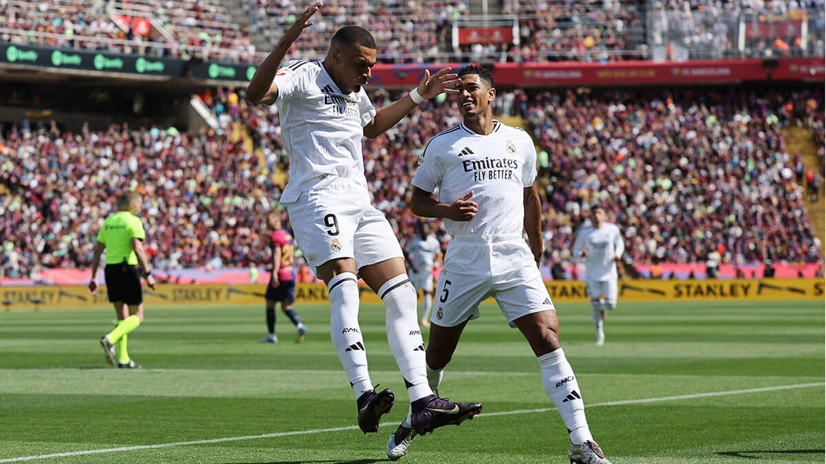 <p>Kylian Mbappé celebra su primer gol con Jude Bellingham - REUTERS/ NACHO DOCE </p>