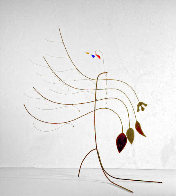 Alexander Calder, Four Leaves and Three Petals [Cuatro hojas y tres pétalos], 1939. Centre Pompidou, Paris Musée national d’art moderne – Centre de Création Industrielle. Centre Pompidou, MNAM-CCI/Georges Meguerditchian/Dist. RMN-GP 2023 Calder Foundation, New York / VEGAP, Barcelona