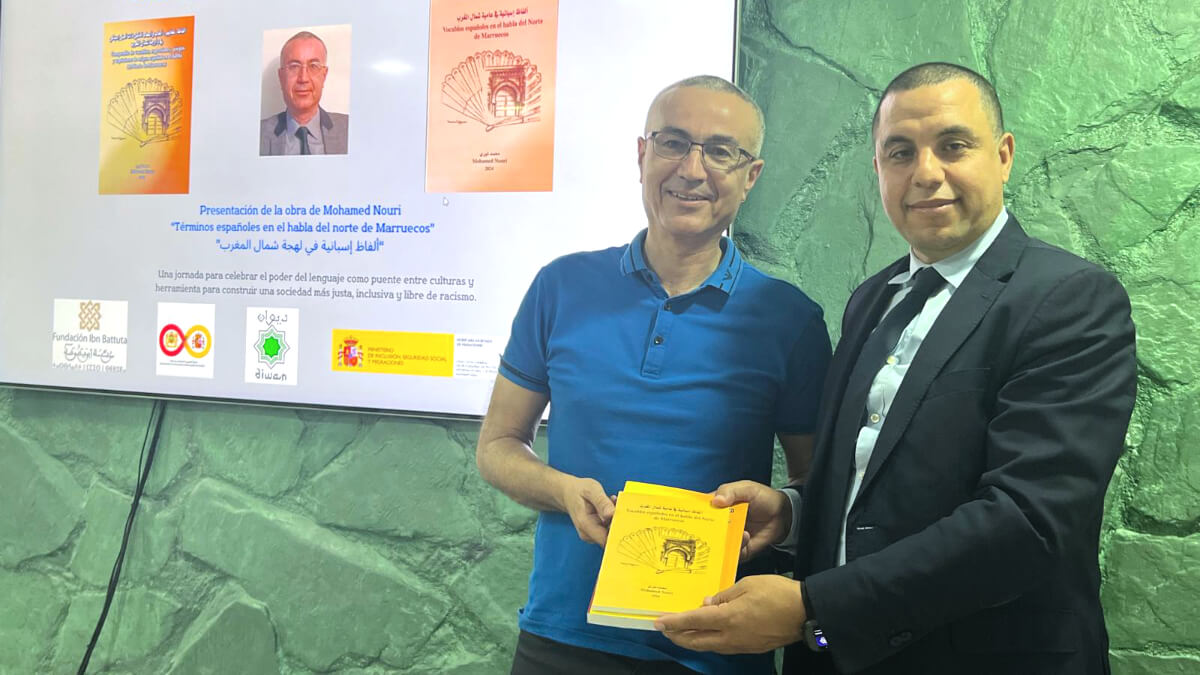 Mohamed Nouri, escritor del libro "Vocablos españoles en la lengua del norte de Marruecos", durante la presentación de éste en la sede de la Fundación Ibn Battuta - PHOTO/ATALAYAR