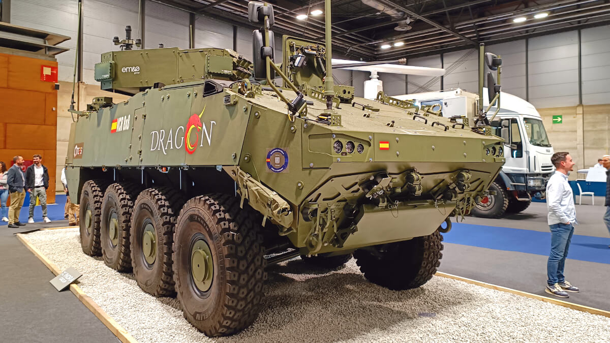 <p>El parque de sistemas de armas y plataformas de ruedas y cadenas del Ejército se eleva a cerca de 15.500 vehículos terrestres de tracción motor. Del VCR 8x8 Dragón, el número de unidades recepcionadas todavía es muy escaso - PHOTO/JPons</p>