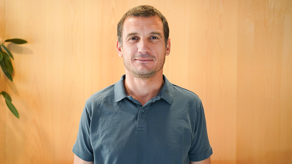Luca Fabris, responsable del Equipo de Movilidad Humana de Entreculturas. Desde hace 15 años trabaja con proyectos y programas orientados al acompañamiento de población refugiada - PHOTO/ Entreculturas.