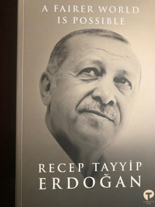 El libro de Erdogan "Un mundo mejor es posible"