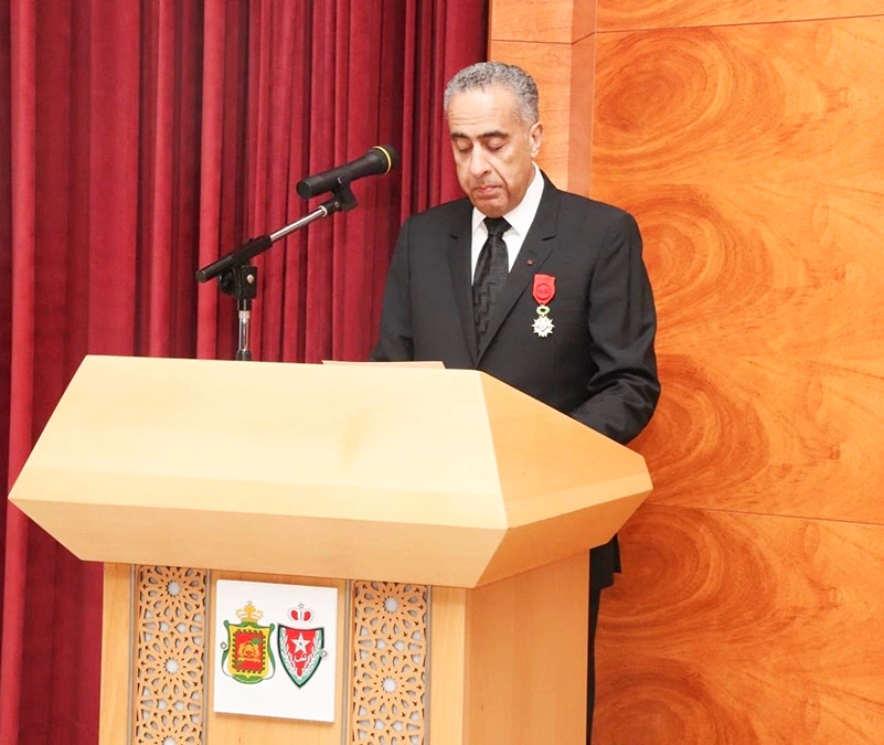Abdellatif Hammouchi, director general de Seguridad Nacional y Vigilancia del Territorio (DGSN-DGST) durante su discurso tras recibir la medalla y el certificado de la Orden de la Legión de Honor en el grado de oficial - PHOTO/X/@CherkaouiTalal