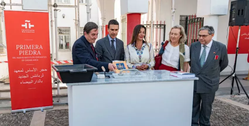 primera-piedra-cervantes-casablanca-np.png.webp.png