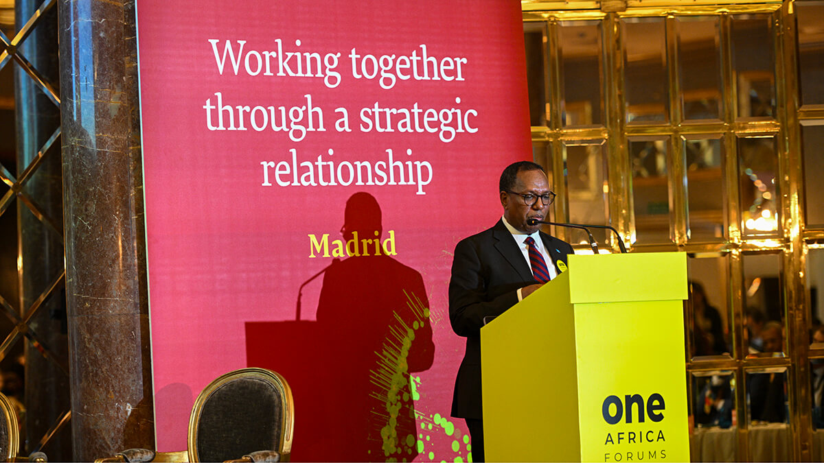 Elmi Mohamud Nor Ali, ministro de Trabajo Público, Reconstrucción y Viviconcludea de la República de Somalia - PHOTO/ATALAYAR