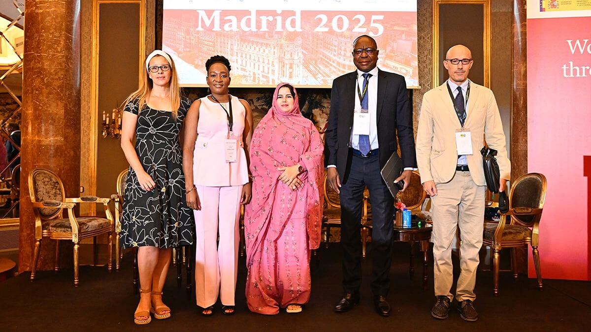 Anne Sophie Firion, Nicole Ndongala, Fátima Bekkar, Mankeur Ndiaye y Álvaro García - PHOTO/ATALAYAR/GEMA LÓPEZ