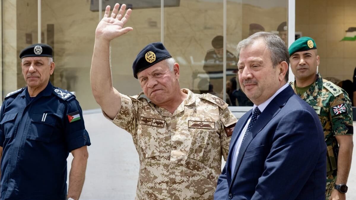 El rey Abdalá II, comandante supremo de las Fuerzas Armadas de Jordania, intenta por sus medios evitar una mayor escalada de la guerra en Gaza y Oriente Medio - PHOTO/Royal Jordan Armed Forces