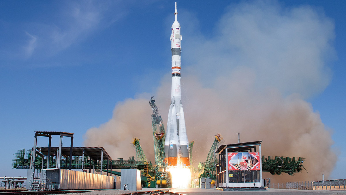 En su mensaje de felicitación por el 70 aniversario, el presidente Putin ha confirmado que desde Baikonur se han efectuado más de 2.500 despegues, que han enviado a órbita más de 200 astronautas - PHOTO/NASA-Joel Kowsky