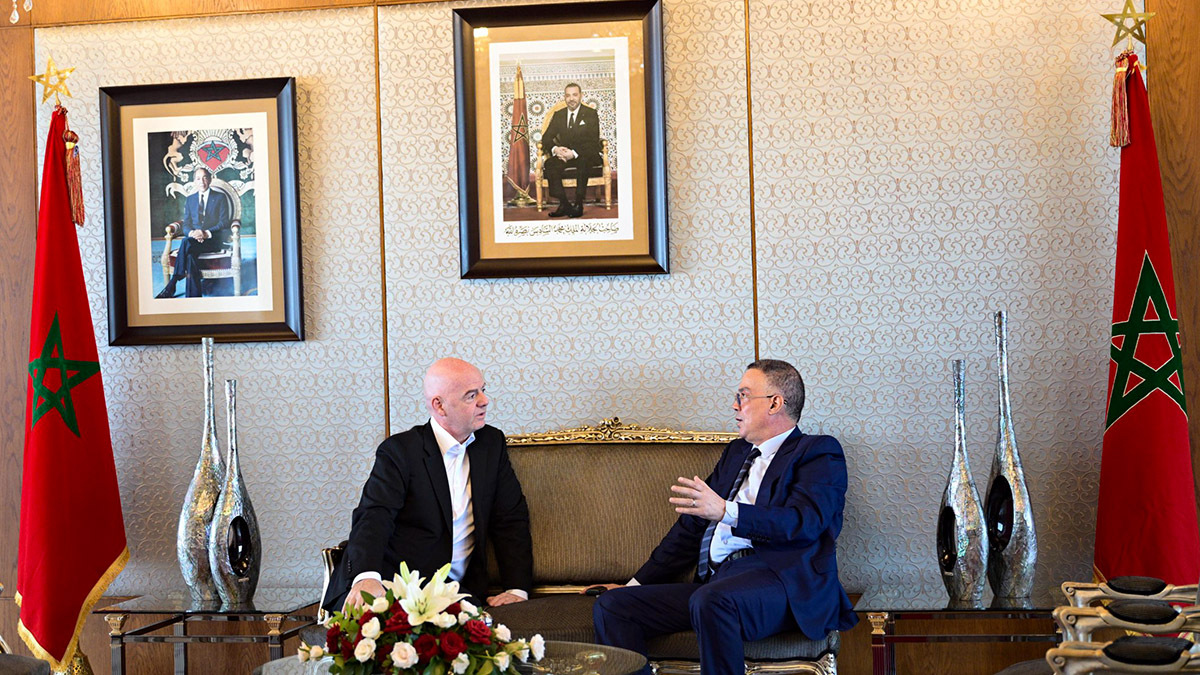 Gianni Infantino, presidente de la FIFA, junto a Fouzi Lekjaa, presidente de la Federación Real de Marruecos de Fútbol (FRMF) el 19 de julio de 2025 – PHOTO/X/@FRMFOFFICIEL