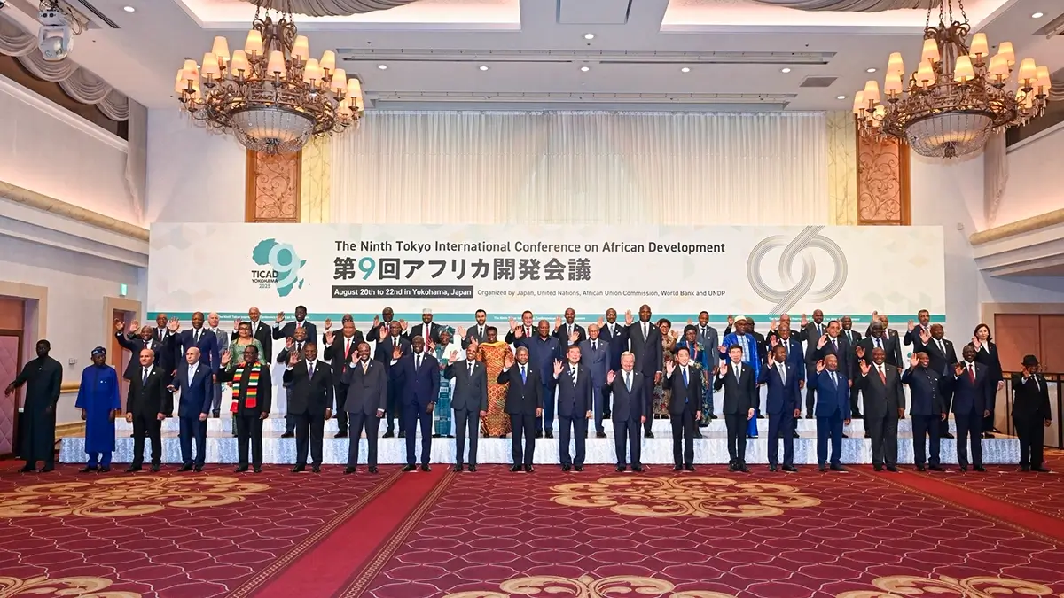Foto de familia de la Cumbre Internacional de Tokio para el Desarrollo de África (TICAD 9) - PHOTO/TICAD9