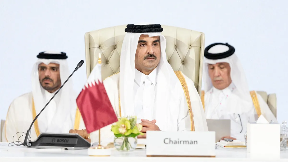 <p>El emir de Qatar, el jeque Tamim bin Hamad Al Thani, asiste a la inauguración de la cumbre árabe-islámica de emergencia para abordar el ataque israelí contra Hamás en territorio del país del Golfo, en Doha, Qatar, el 15 de septiembre de 2025 - PHOTO/ AGENCIA DE NOTICIAS DE QATAR</p>
