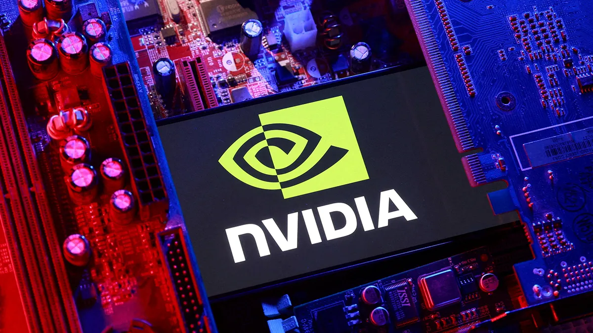 <p>Logotipo de Nvidia y una placa base de computadora - REUTERS/ DADO RUVIC</p>
