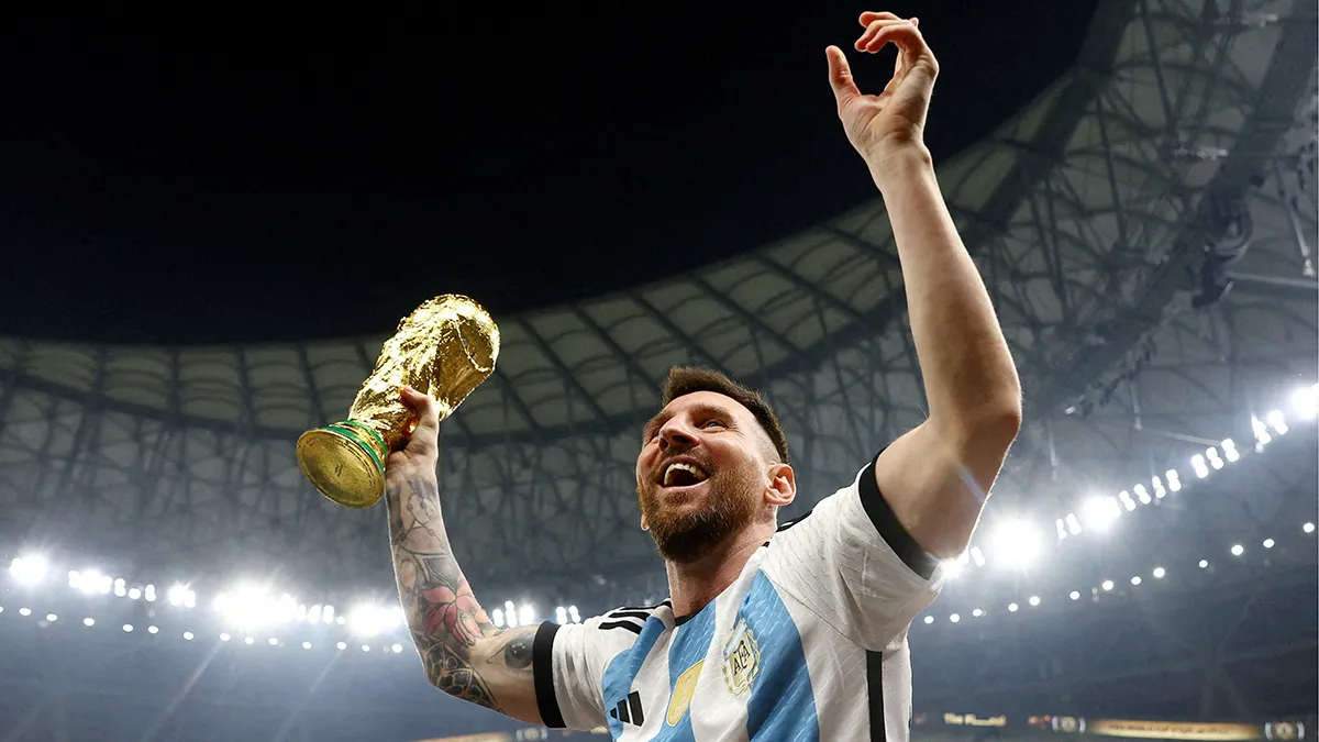 <p>El argentino Lionel Messi celebra ganar la Copa del Mundo - REUTERS/ HANNAH McKAY </p>
