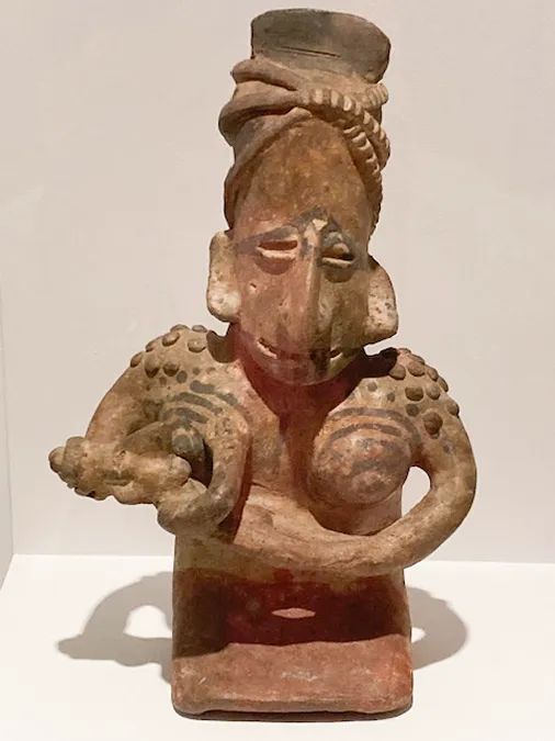 Exposición <em>La Mujer en el México Indígena</em>, en la sede madrileña de la Fundación Casa de México en España - PHOTO/PEDRO GONZÁLEZ