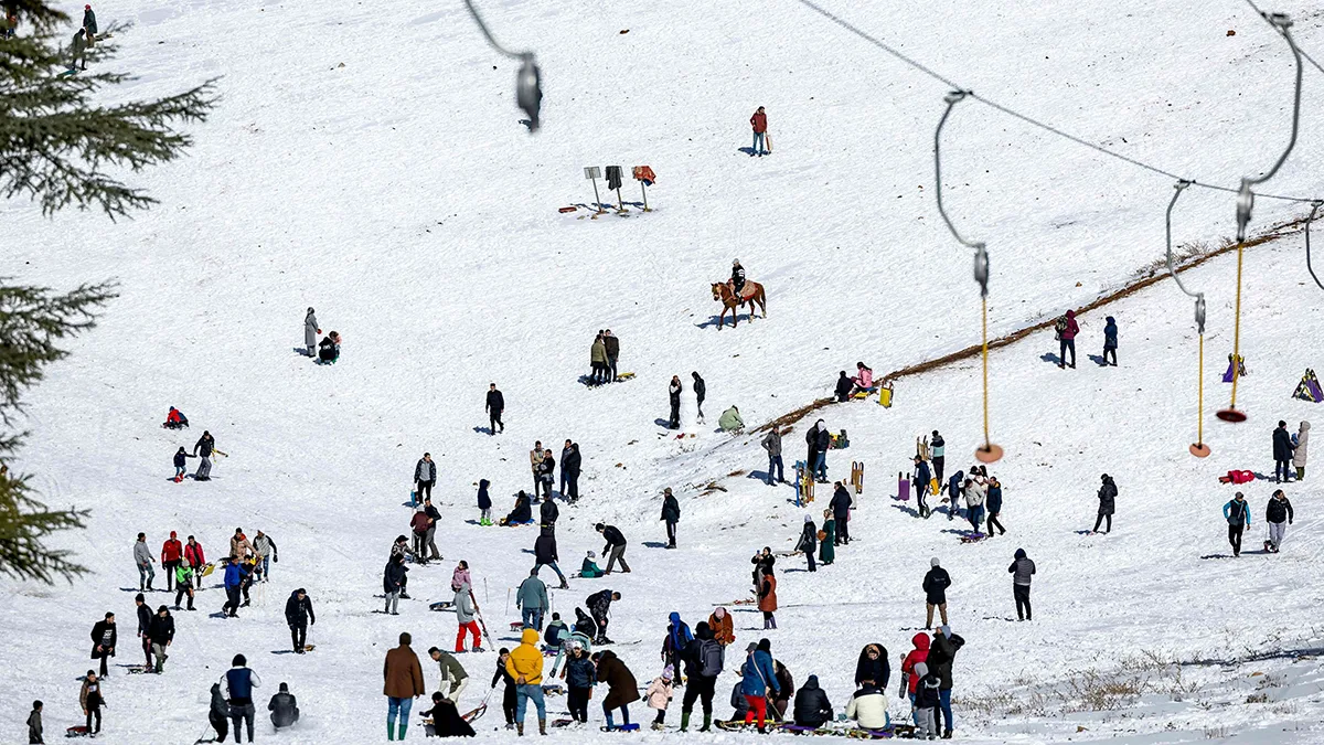 <p>Esta imagen muestra una vista de la estación de esquí de Michlifen, en las montañas del Atlas, cerca de la ciudad marroquí de Ifrane, a 300 km al noreste de la capital, Rabat - PHOTO/ ARCHIVO</p>
