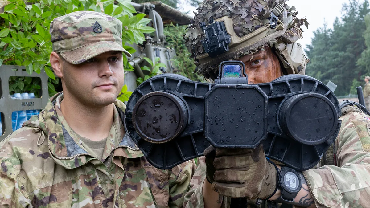 La primera y principal de las cuatro actuaciones urgentes es la Iniciativa Europea de Defensa contra Drones, el muro de sistemas antidrones que debe proteger a toda Europa de ataques de drones de todo tipo y tamaño - PHOTO/NATO