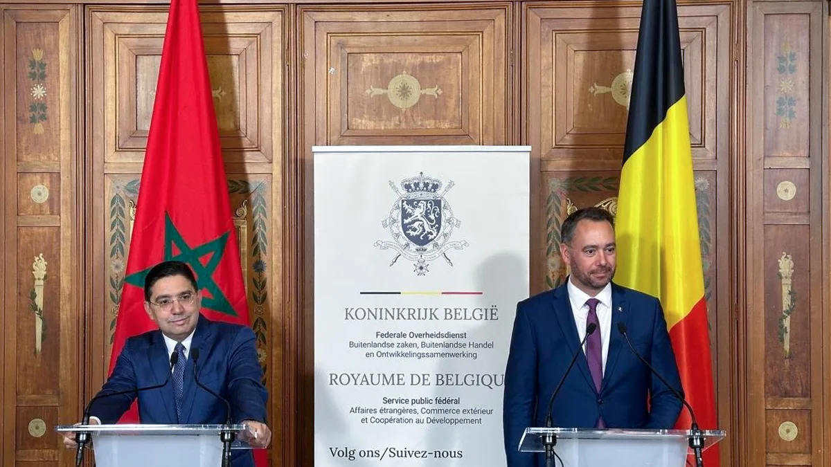 Nasser Bourita, ministro de Asuntos Exteriores de Marruecos, y su homólogo belga, Maxime Prévot, durante la conferencia de prensa posterior a la firma de los nuevos acuerdos en Bruselas, Bélgica el 23 de octubre de 2025 - PHOTO//MAROC DIPLOMATIE