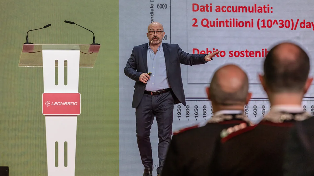 El físico Roberto Cingolani está al frente de la gran multinacional italiana de defensa y aeroespacial Leonardo desde abril de 2023, después de ser ministro de Transición Ecológica en el gabinete de Mario Draghi - PHOTO/Leonardo Company