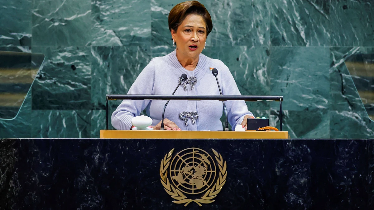 La primera ministra de Trinidad y Tobago, Kamla Persad-Bissessar, pronuncia un discurso ante la 80.ª Asamblea General de las Naciones Unidas en la sede de la ONU en Nueva York, Estados Unidos, el 26 de septiembre de 2025 - REUTERST EDUARDO MUÑOZ
