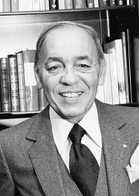 <p>Hassan II - PHOTO/ <a target="_blank"  data-cke-saved-href="https://ca.wikipedia.org/wiki/Hassan_II" href="https://ca.wikipedia.org/wiki/Hassan_II">https://ca.wikipedia.org/wiki/Hassan_II</a>  </p>
