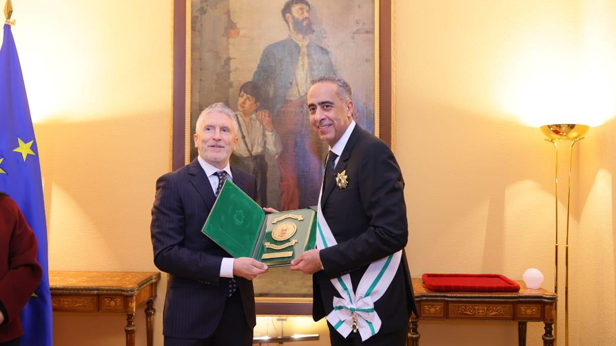 Condecoración a Abdellatif Hammouchi