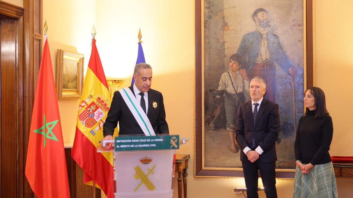 Condecoración a Abdellatif Hammouchi