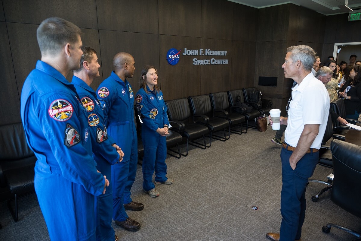 Aubrey Gemignani - Durante el año en que la jefatura de la NASA estuvo vacante, con carácter interino estuvo al frente la directora del Centro Espacial Kennedy, Janet Petro y, desde el 9 de julio, Sean Duffy, secretario de Transportes, en imagen - PHOTO/NASA