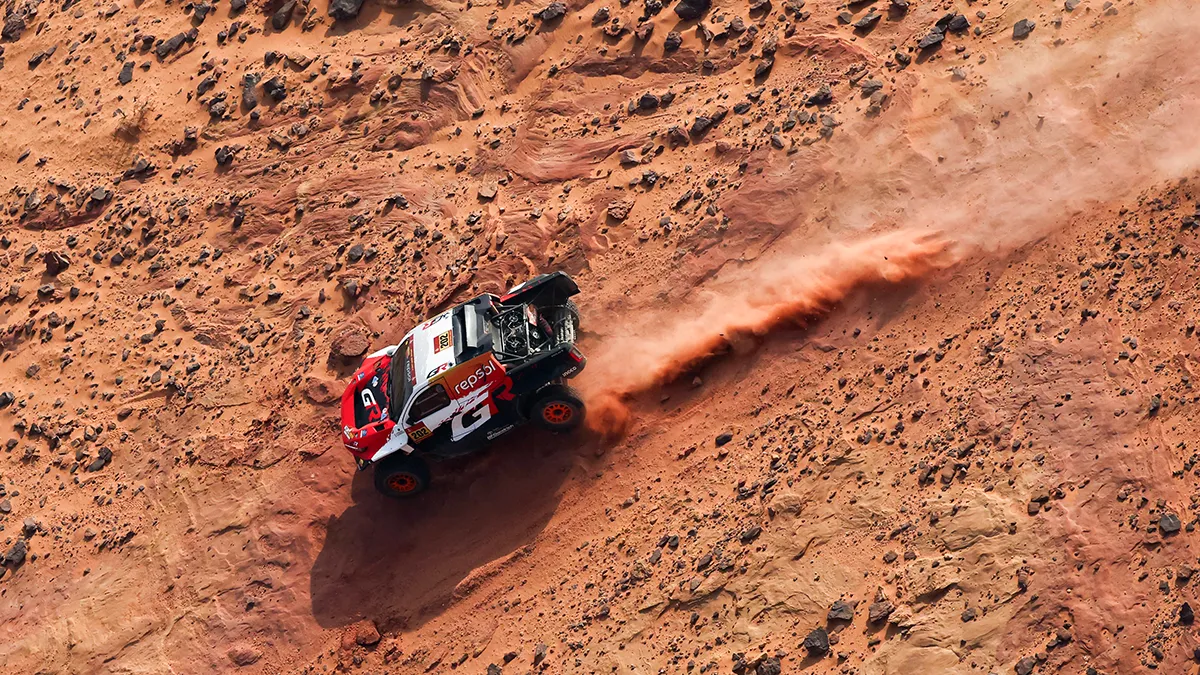 Henk Lategan y Brett Cummings, pilotos del Toyota Gazoo Racing W2RC, durante la tercera etapa - REUTERS/ STEPHANE MAHE