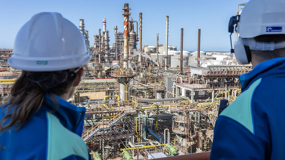 Refinería de Moeve - PHOTO/ MOEVE