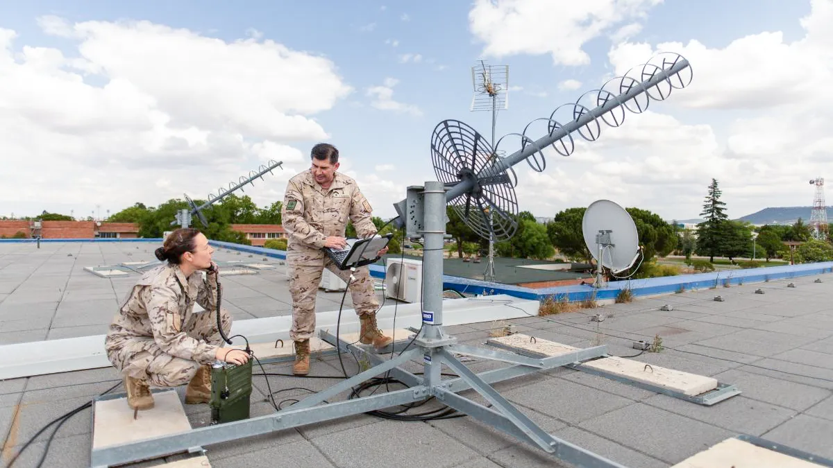 El programa Spainsat NG constituye uno de los pilares fundamentales de la modernización de las comunicaciones vía satélite, para permitir enlazar territorio nacional con las unidades desplegadas en el exterior - PHOTO/EAE-NATO