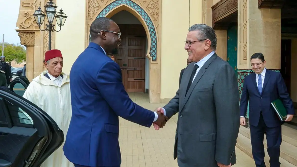 El jefe de Gobierno senegalés, Ousmane Sonko, junto al primer ministro de Marruecos, Aziz Akhannouch, en Rabat el 26 de enero de 2026 - PHOTO/PRESIDENCIA MARRUECOS