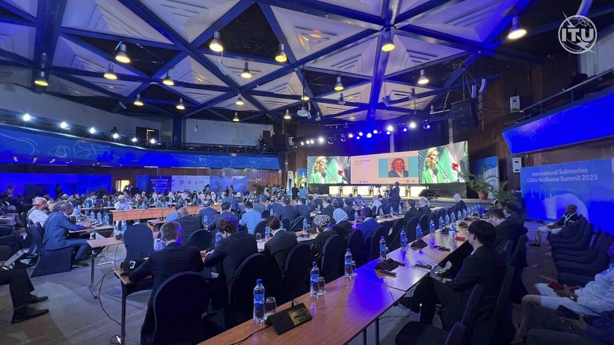 cables-submarinos-cumbre