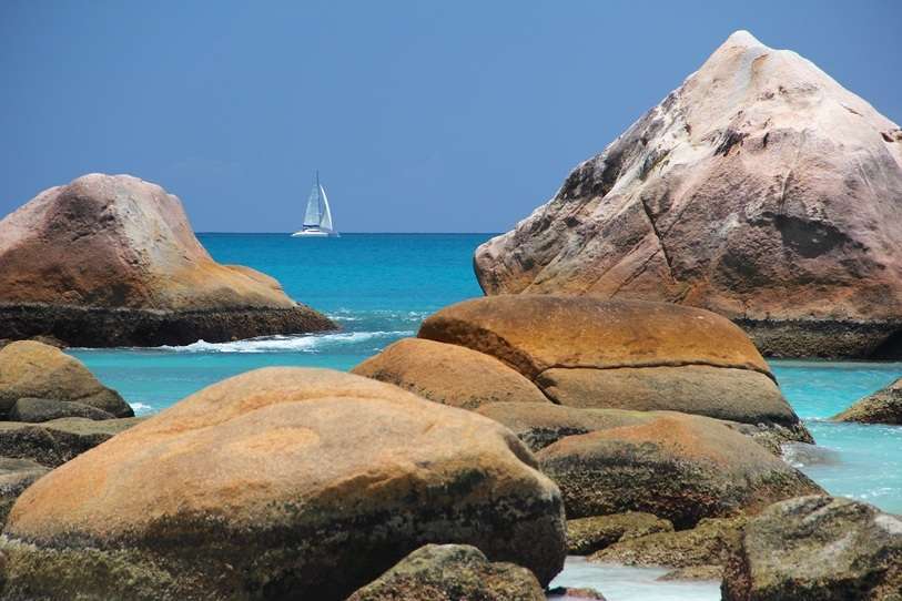 Playas vírgenes y naturaleza intacta dispuestas a abrazarte, en Seychelles 